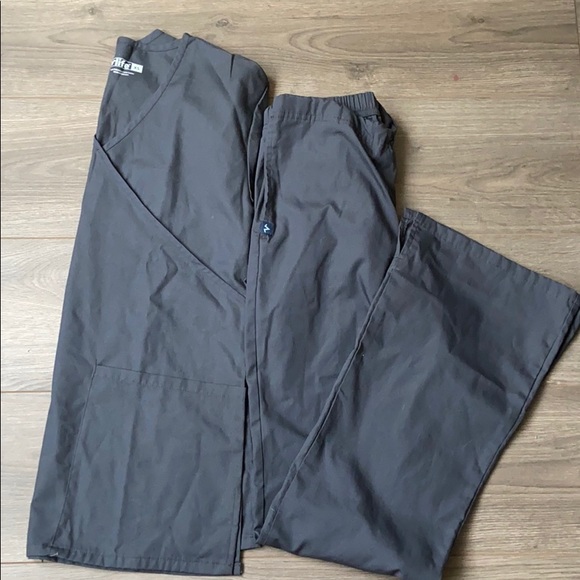 SCRUB UNIFORM SET - Picture 5 of 8